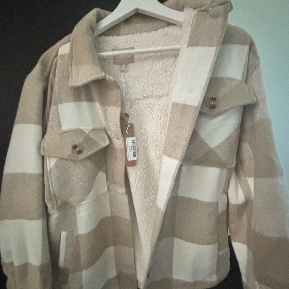 Khaki Textured Jacket with Pockets